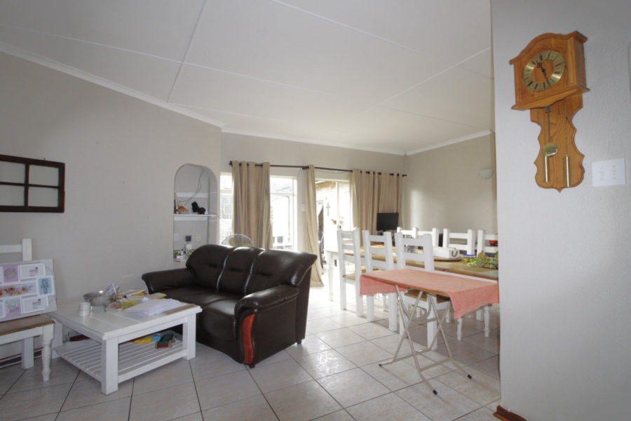 4 Bedroom Property for Sale in Aston Bay Eastern Cape